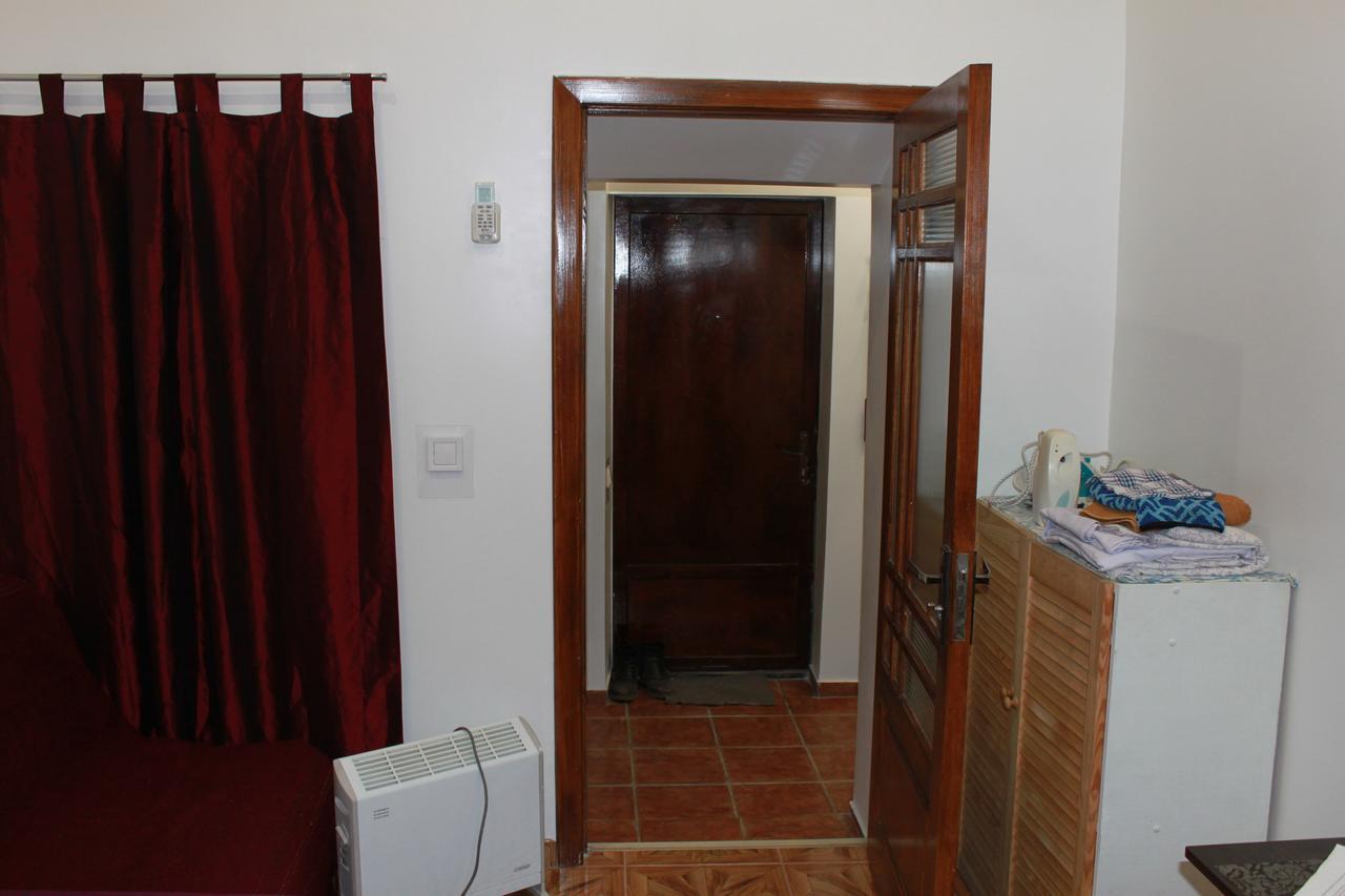 Flat Appartement Odessa Buitenkant foto