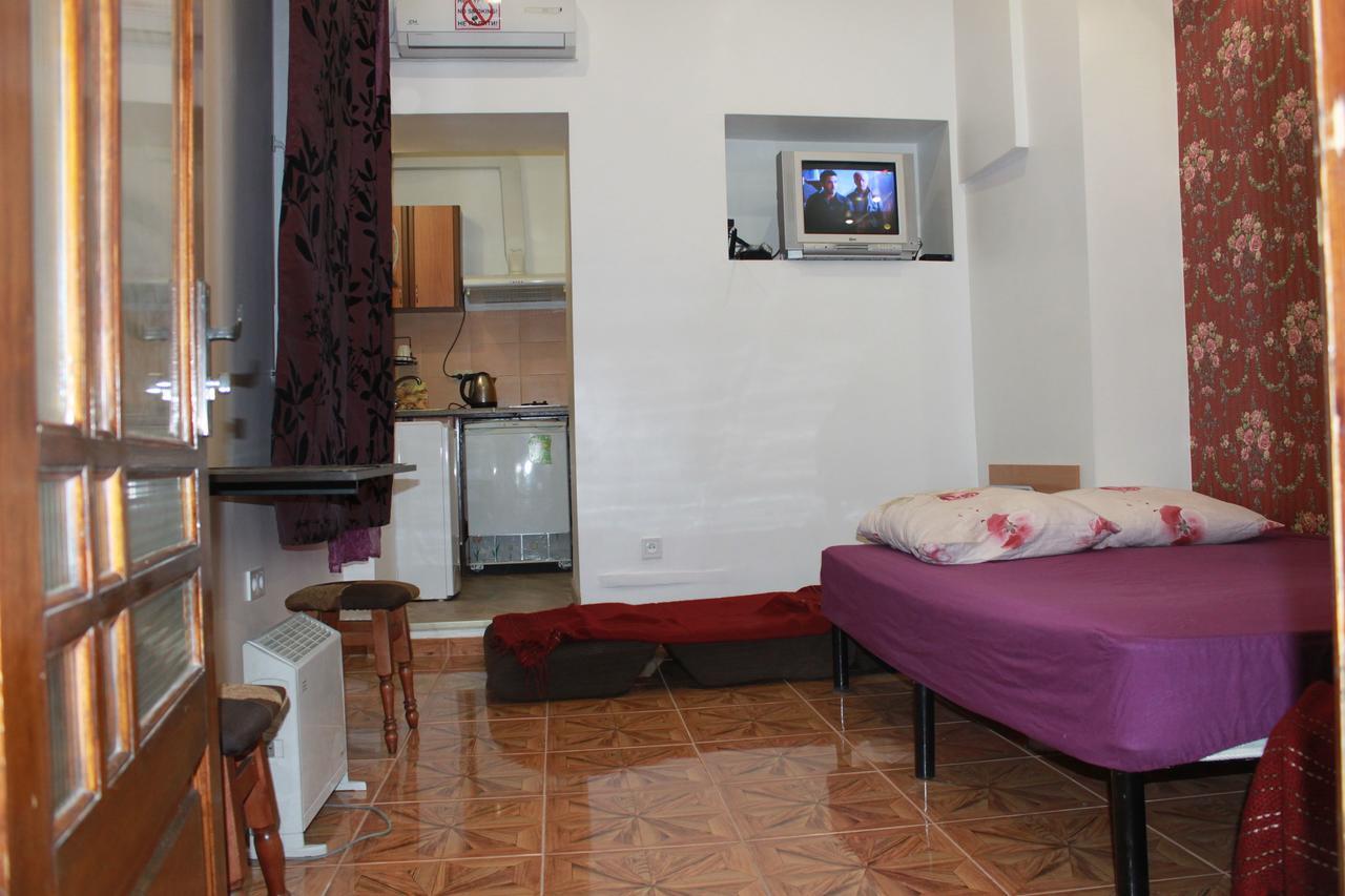 Flat Appartement Odessa Buitenkant foto
