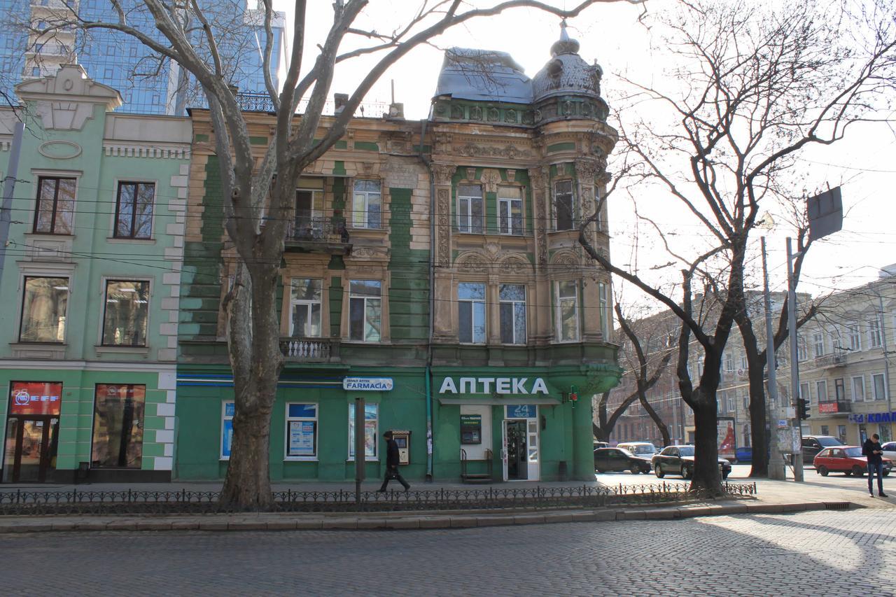 Flat Appartement Odessa Buitenkant foto