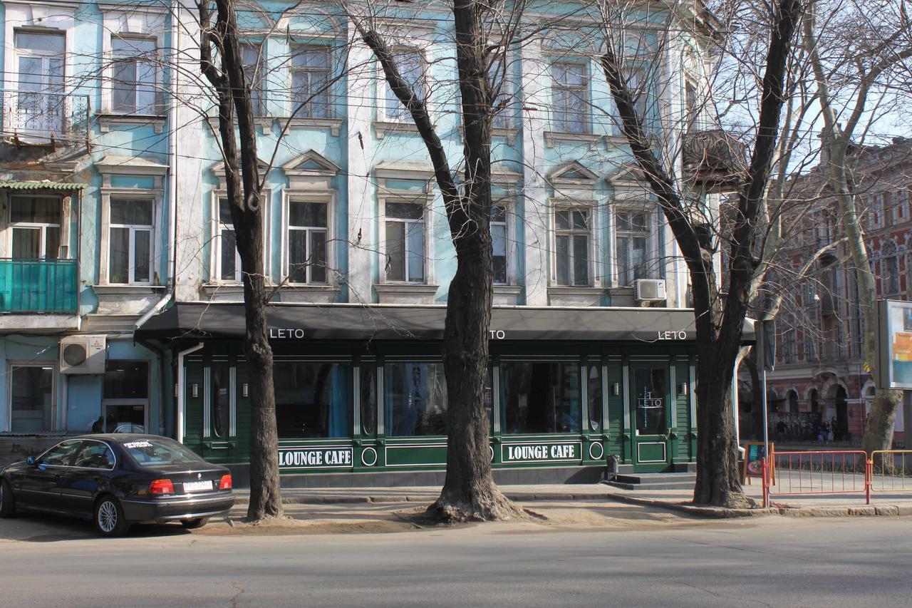 Flat Appartement Odessa Buitenkant foto